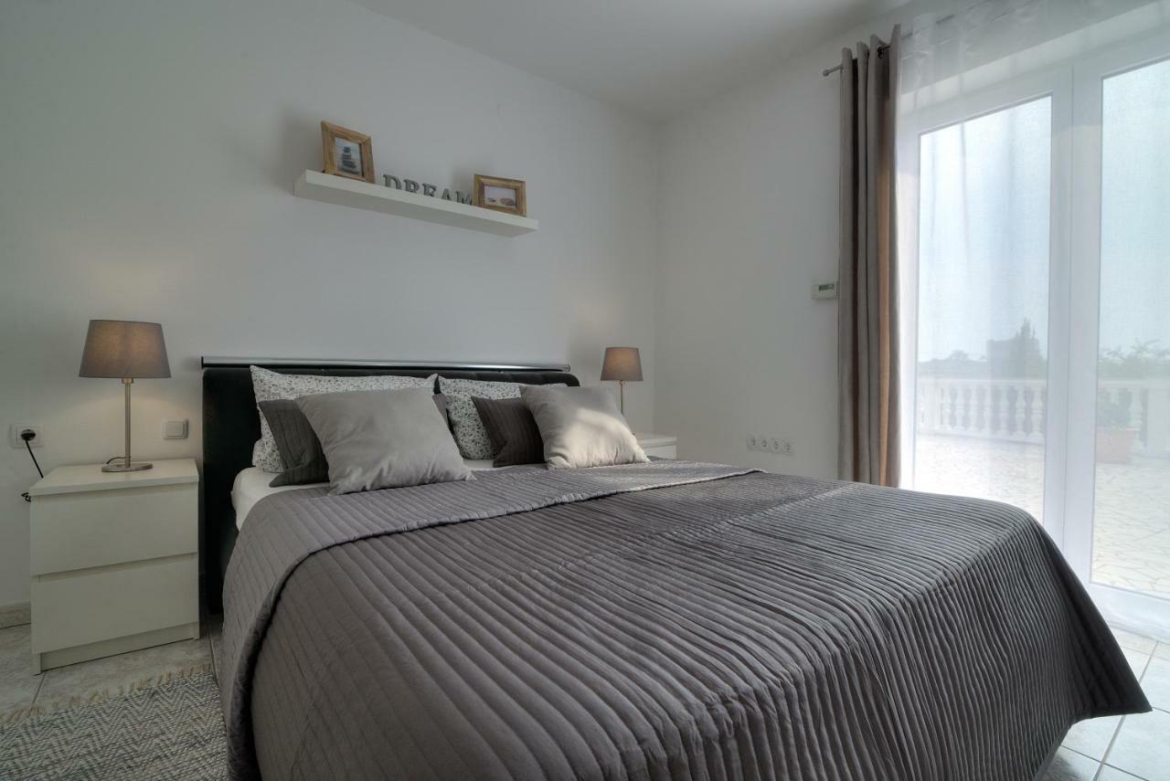 Apartment Barbara เซนญ์ ภายนอก รูปภาพ
