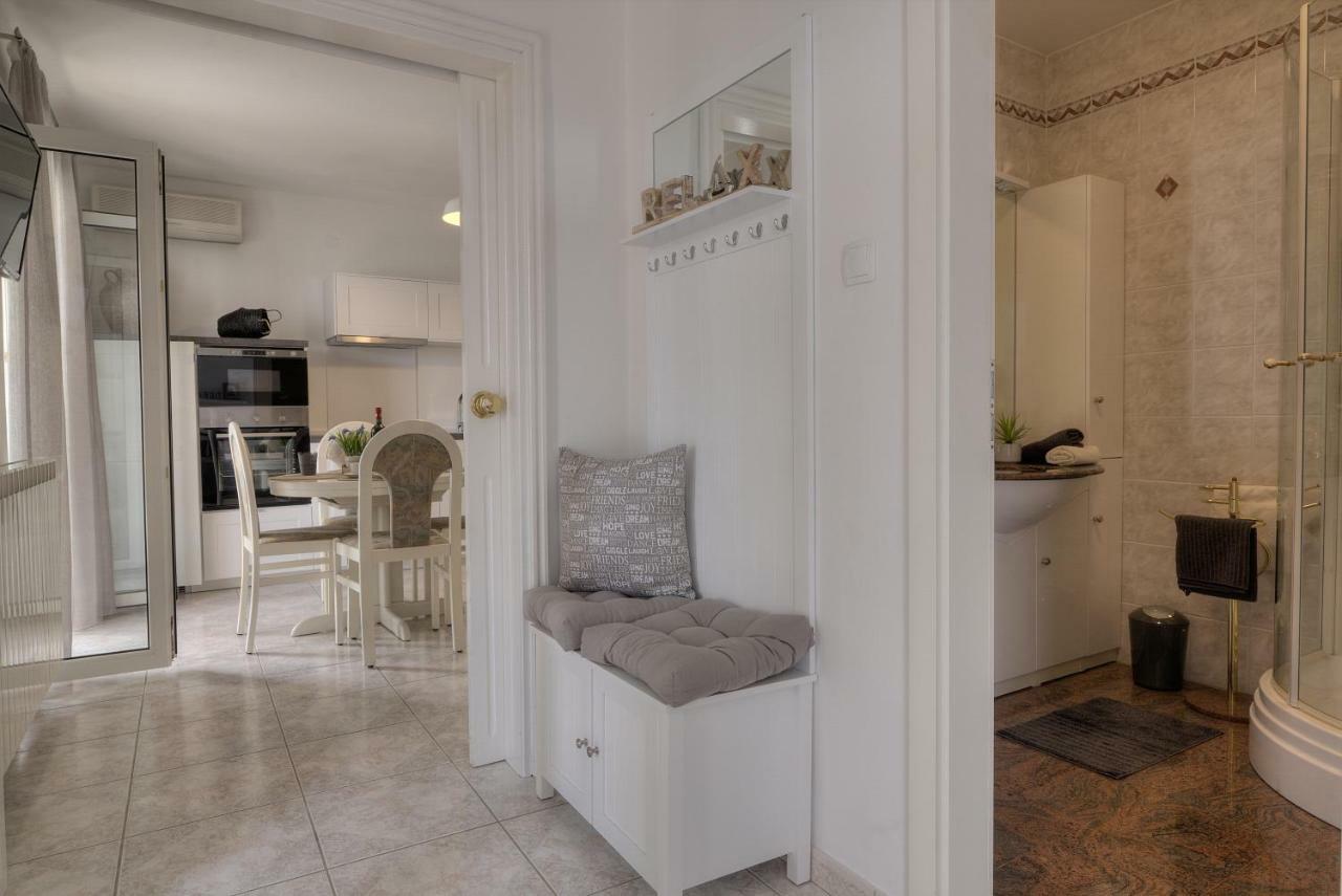 Apartment Barbara เซนญ์ ภายนอก รูปภาพ