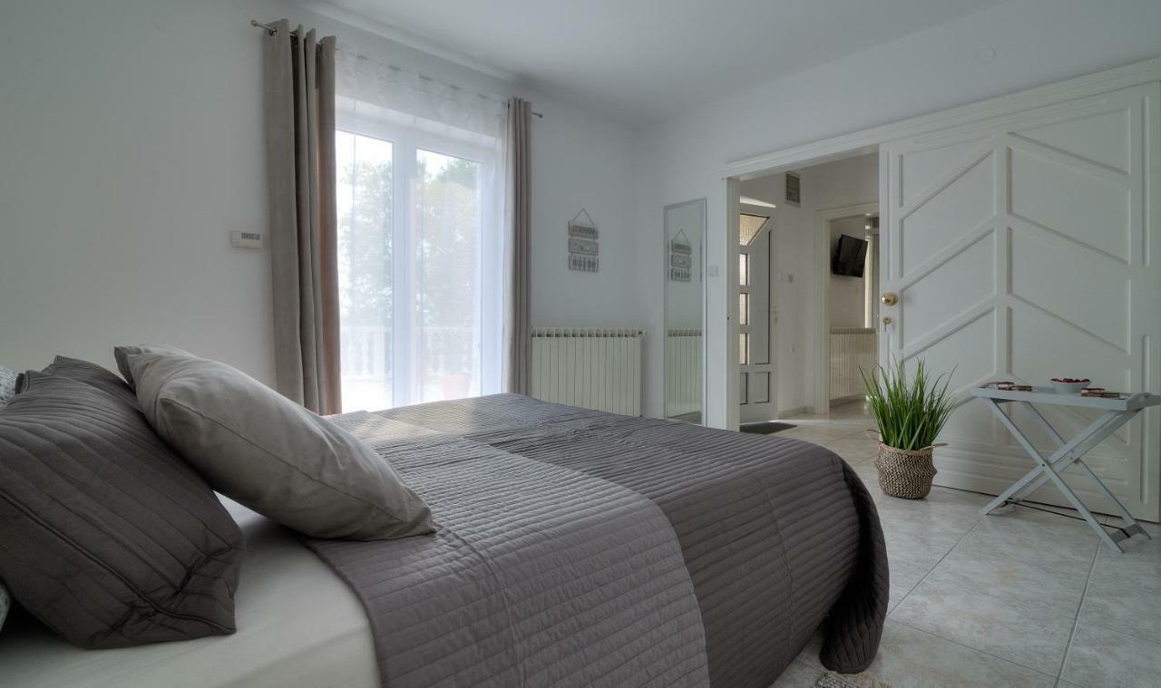 Apartment Barbara เซนญ์ ภายนอก รูปภาพ