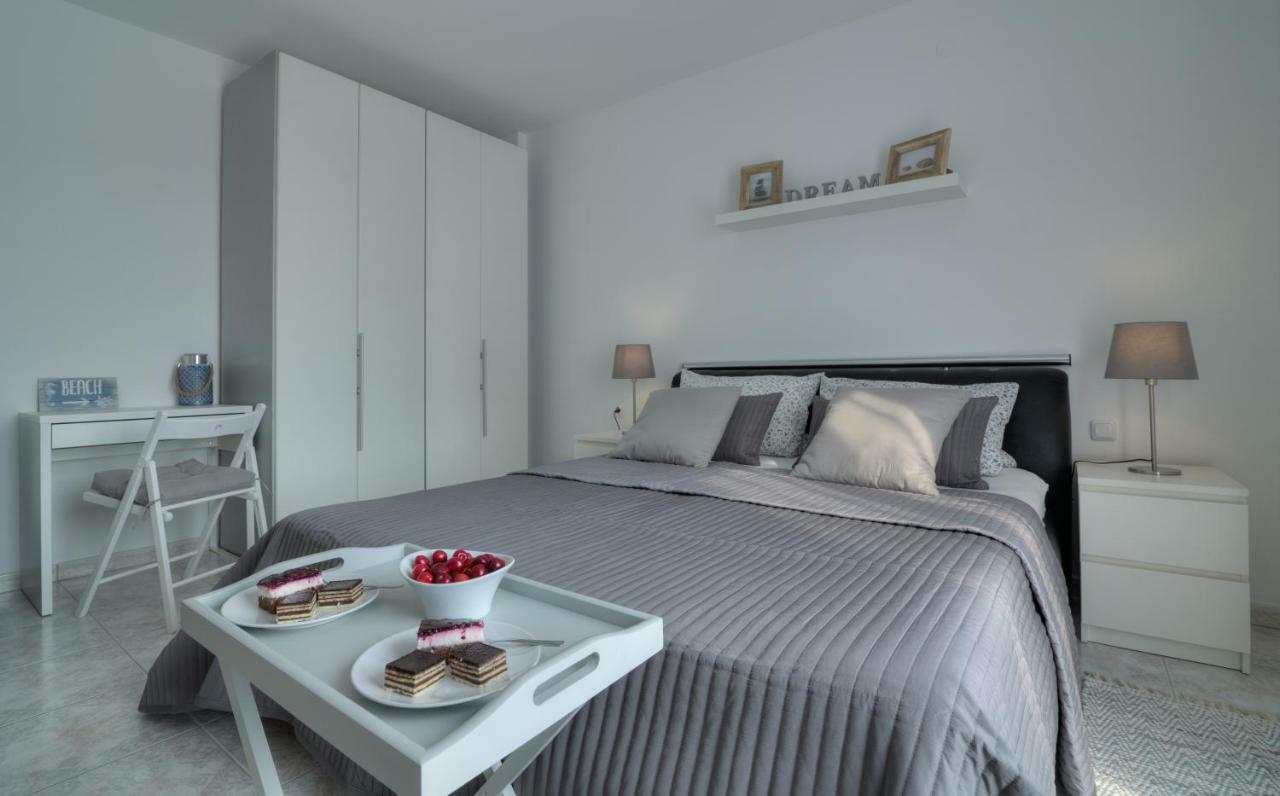 Apartment Barbara เซนญ์ ภายนอก รูปภาพ
